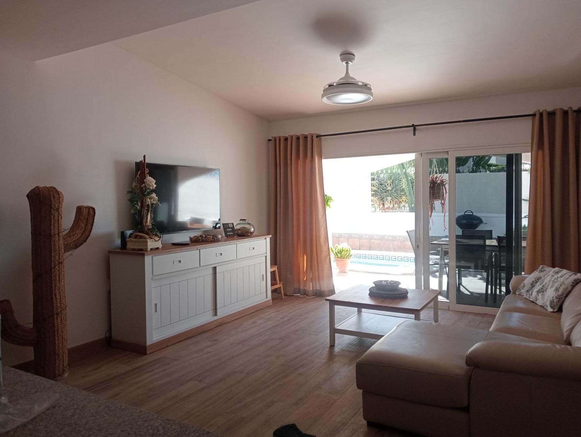 לוס כריסטיאנוס Beautiful Holiday Villa With Heated Private Pool, Los Cristianos מראה חיצוני תמונה