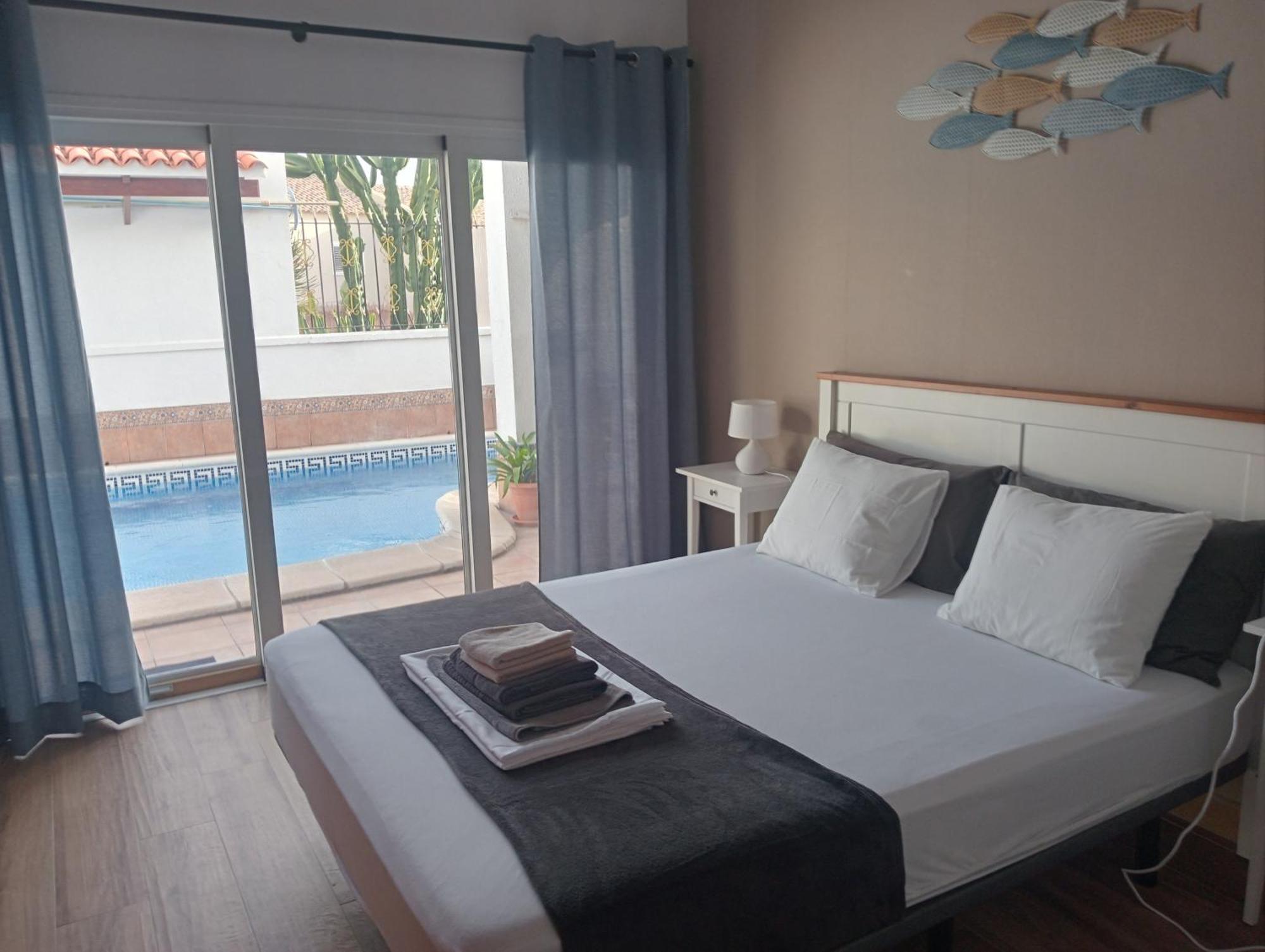 לוס כריסטיאנוס Beautiful Holiday Villa With Heated Private Pool, Los Cristianos מראה חיצוני תמונה